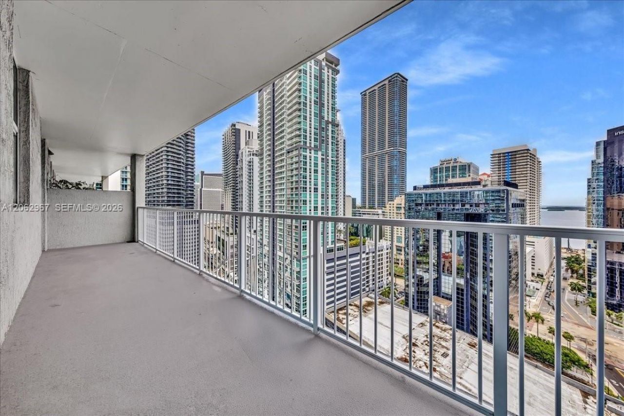 1250 S Miami Ave, Unit 2106, Miami, FL 33130 Photo