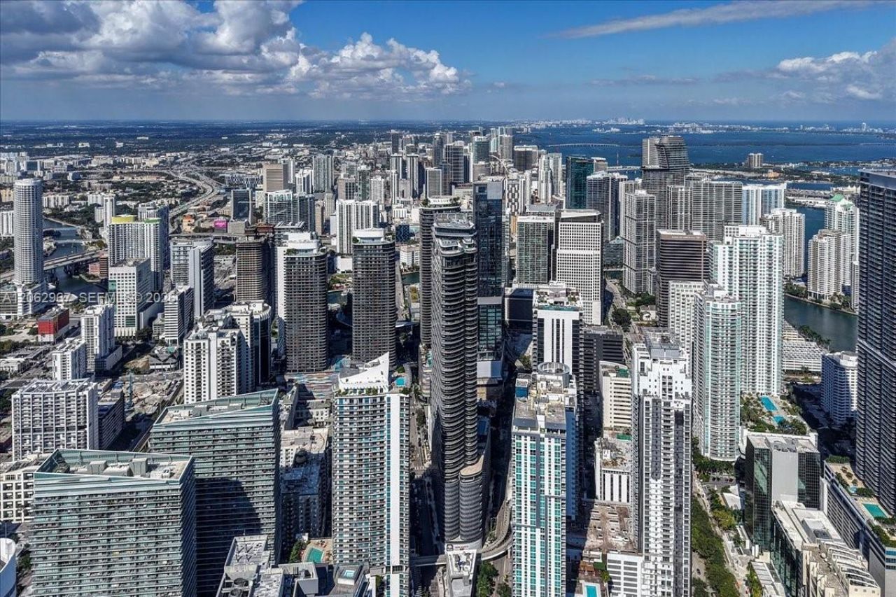 1250 S Miami Ave, Unit 2106, Miami, FL 33130 Photo