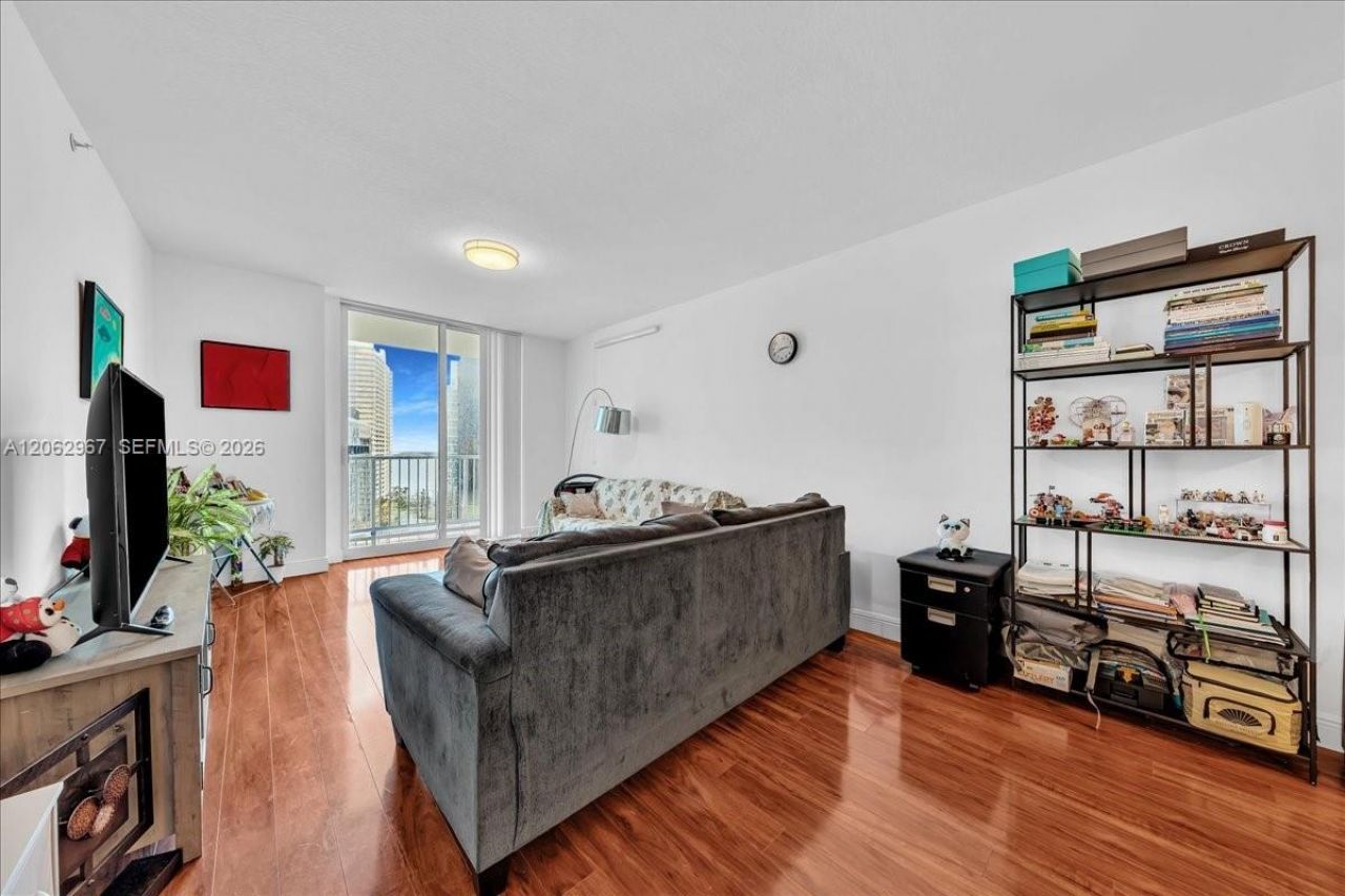 1250 S Miami Ave, Unit 2106, Miami, FL 33130 Photo