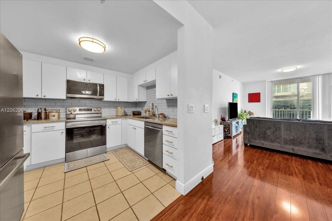 1250 S Miami Ave, Unit 2106, Miami, FL 33130 Photo