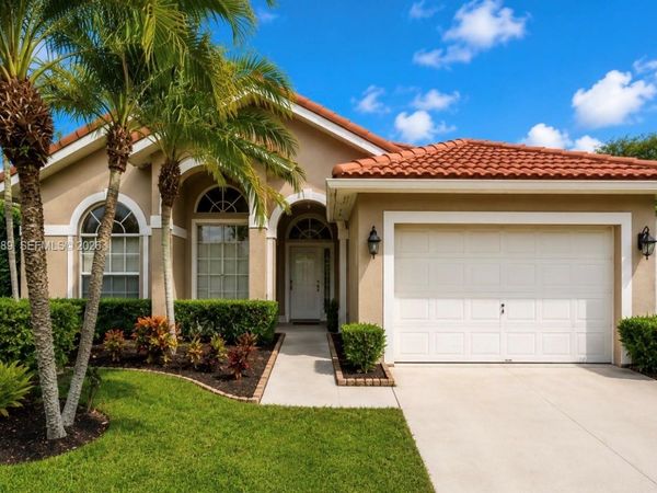 22015 Altona Dr , Boca Raton, FL 33428