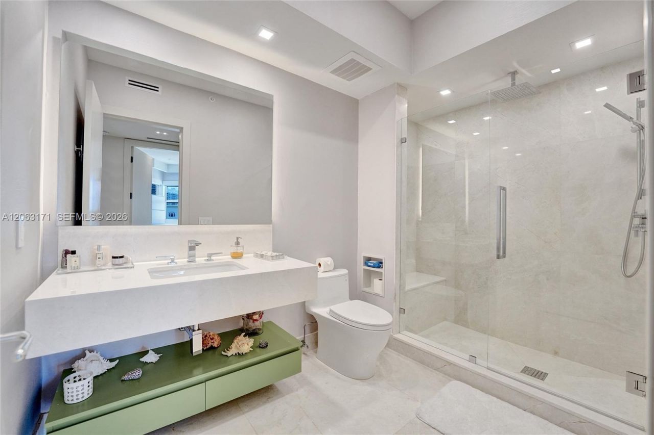 19900 E Country Club Dr , Unit TS16, Aventura, FL 33180 Photo