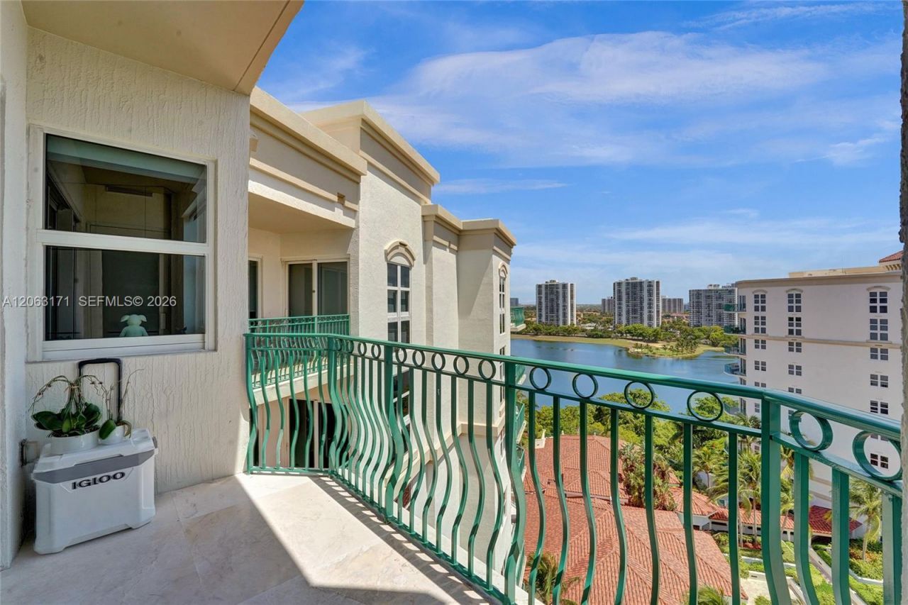 19900 E Country Club Dr , Unit TS16, Aventura, FL 33180 Photo