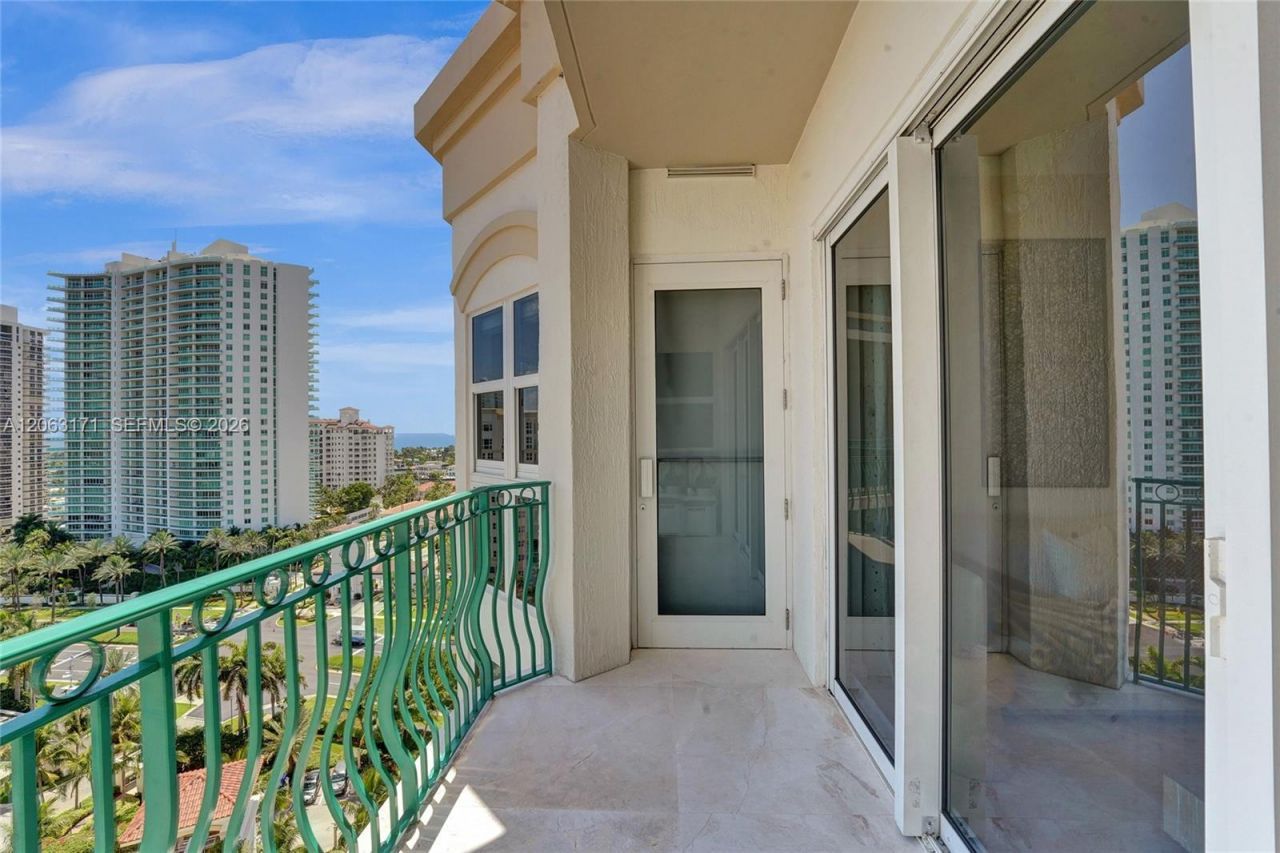 19900 E Country Club Dr , Unit TS16, Aventura, FL 33180 Photo