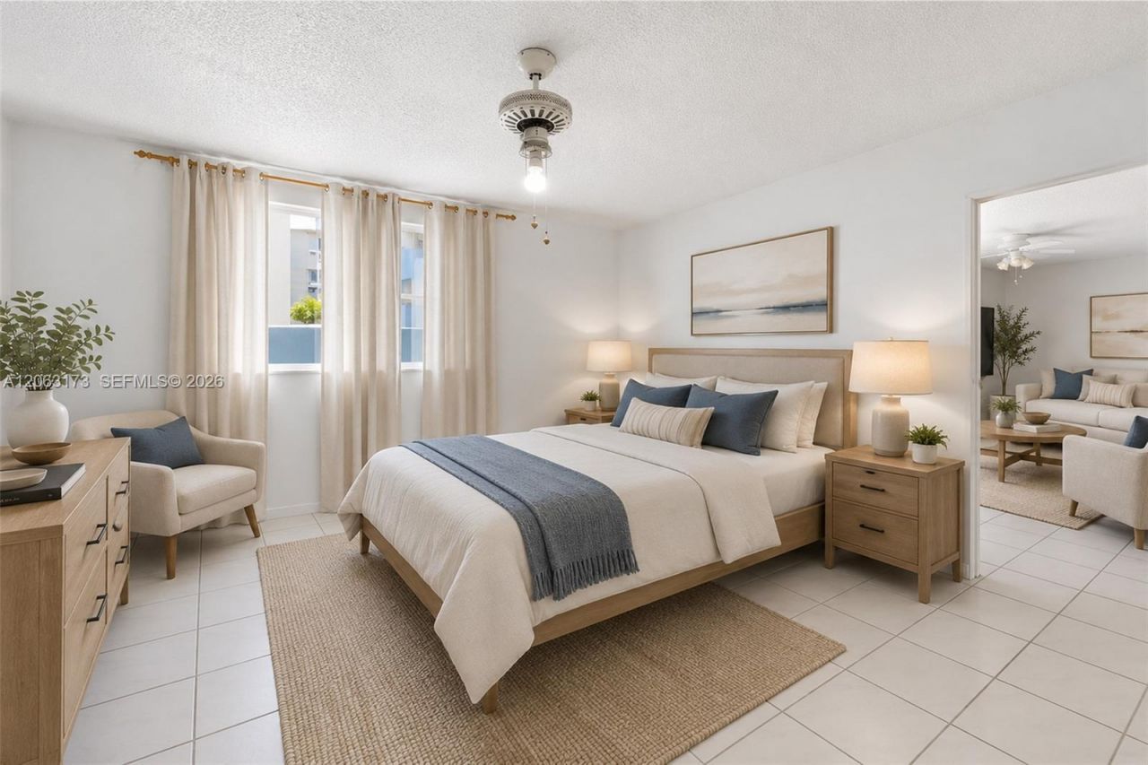 5050 NW 7th St , Unit 211, Miami, FL 33126 Photo