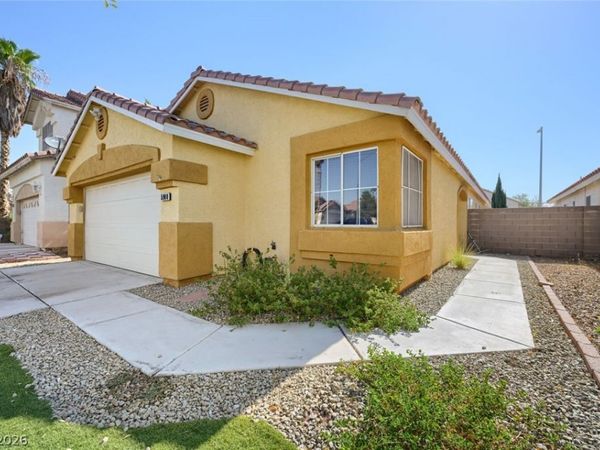 5900 Round Castle Street, Las Vegas, NV 89130