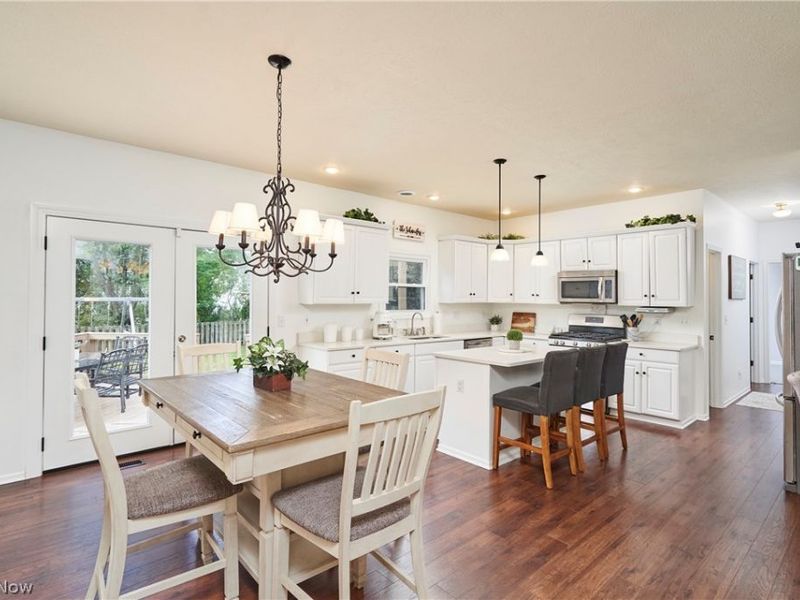 234 Newfield Circle , Medina, OH 44256 Photo 5