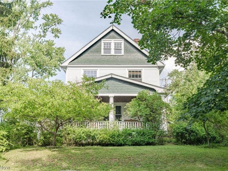 2661 Idlewood Road, Cleveland Heights, OH 44118 Photo 1