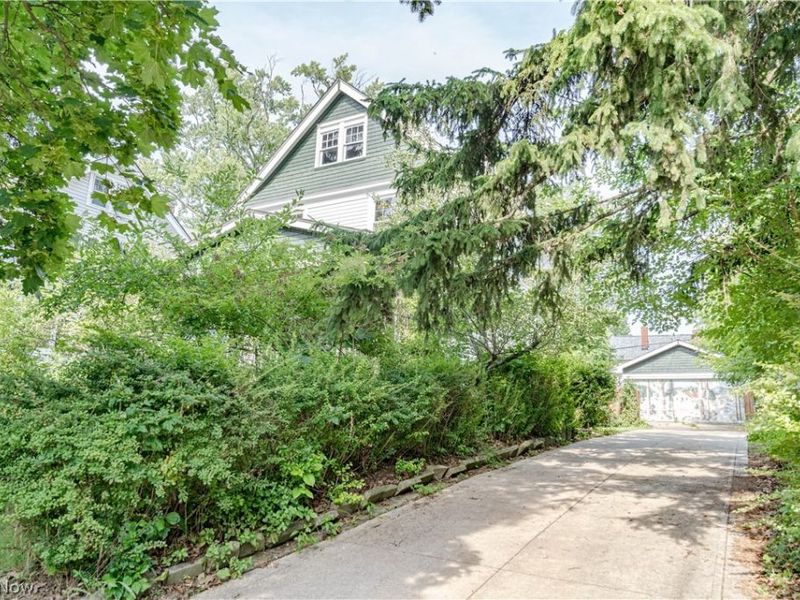 2661 Idlewood Road, Cleveland Heights, OH 44118 Photo 3