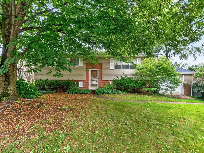 103 Bishop Drive , Westerville, OH 43081 Photo 1
