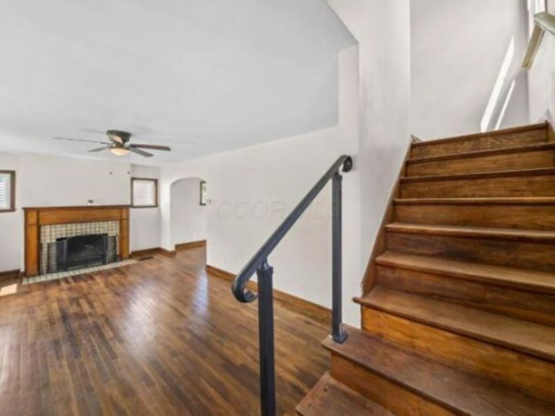 1676 E Lakeview Avenue, Columbus, OH 43224 Photo 11