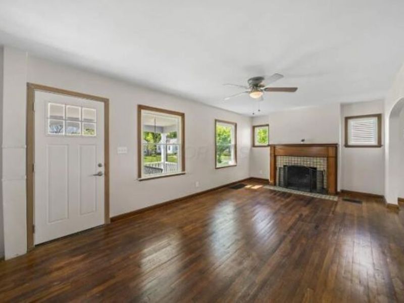 1676 E Lakeview Avenue, Columbus, OH 43224 Photo 4