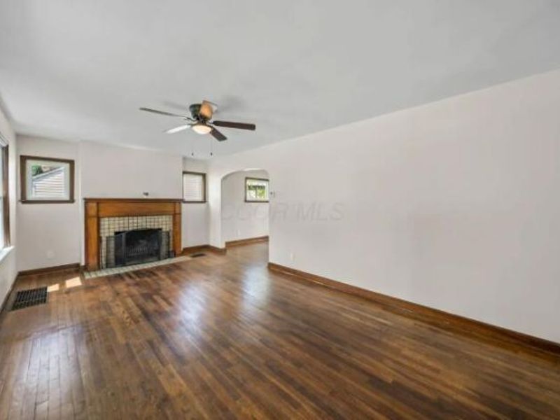 1676 E Lakeview Avenue, Columbus, OH 43224 Photo 7