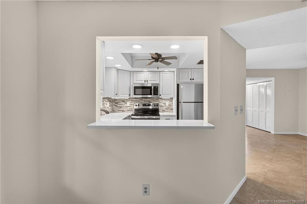 211 SW South River Drive, Unit 203, Stuart, FL 34997 Photo