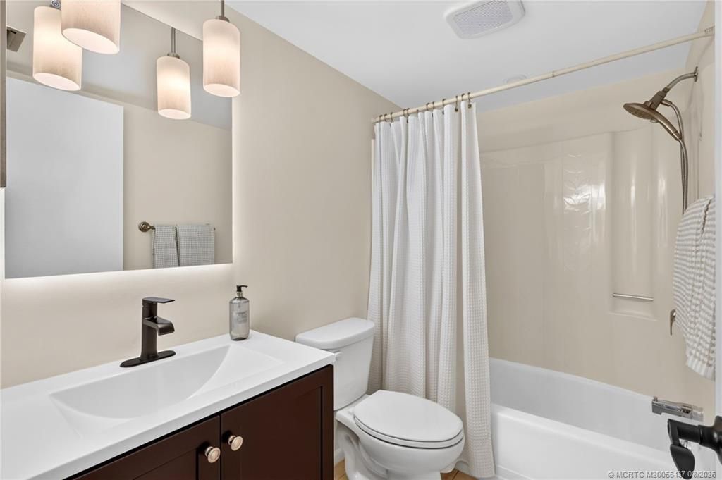 211 SW South River Drive, Unit 203, Stuart, FL 34997 Photo