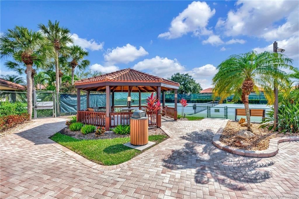 211 SW South River Drive, Unit 203, Stuart, FL 34997 Photo