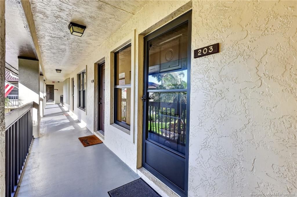 211 SW South River Drive, Unit 203, Stuart, FL 34997 Photo