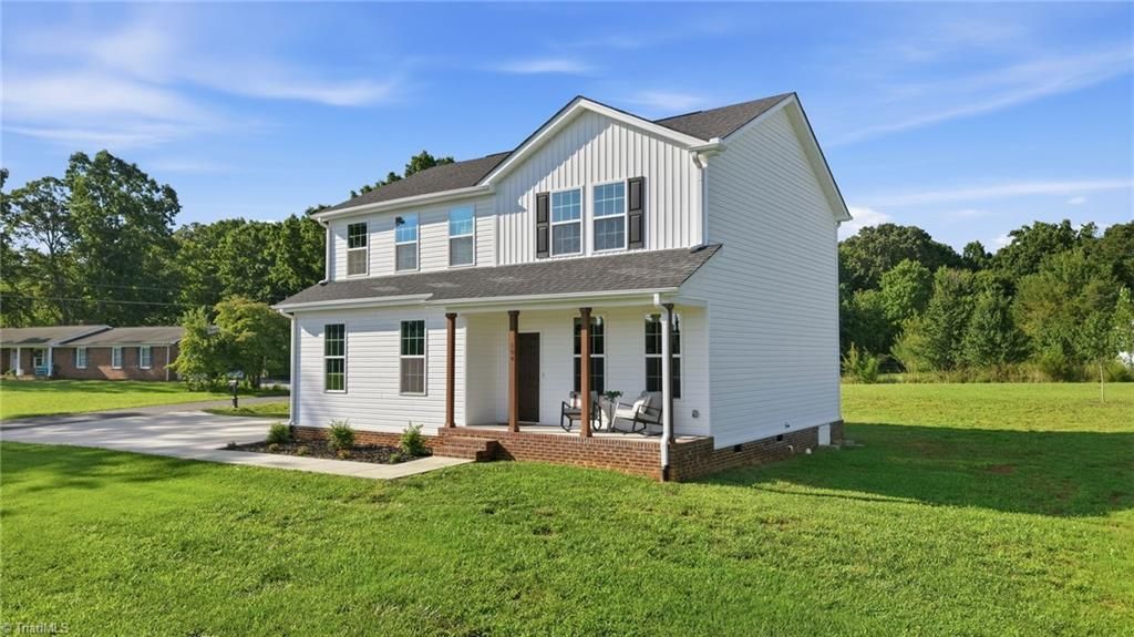 104 Hemlock Lane, State Road, NC 28676 Main Photo