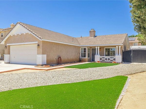 36759 45th E, Palmdale, CA 93552