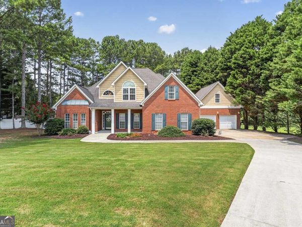 270 Argonne Drive, Fayetteville, GA 30214