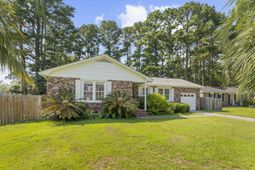117 Sonia Drive photo 4