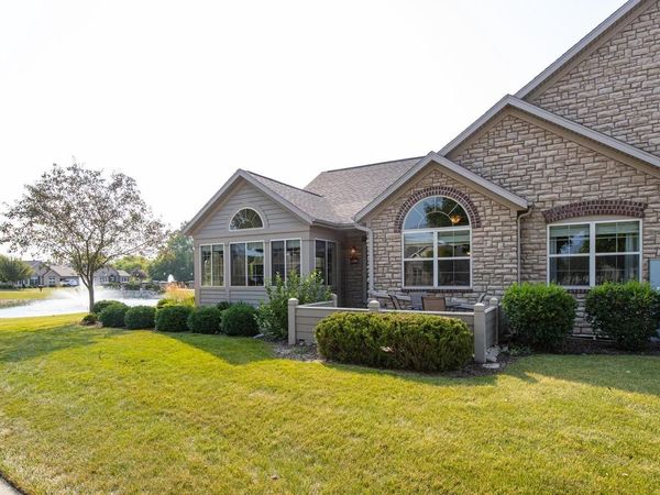 2306 E SIENNA WAY, Appleton, WI 54913