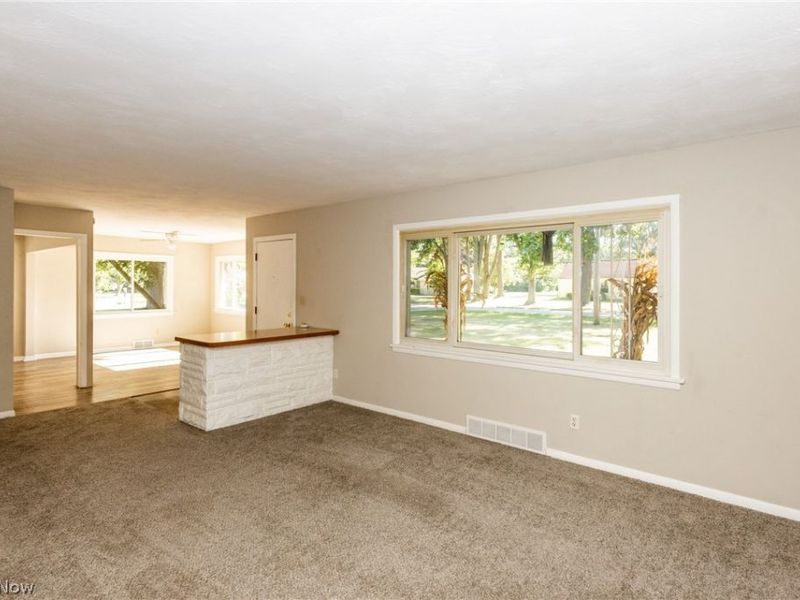71 Sivon Drive , Painesville, OH 44077 Photo 7
