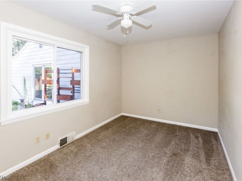 71 Sivon Drive , Painesville, OH 44077 Photo 9