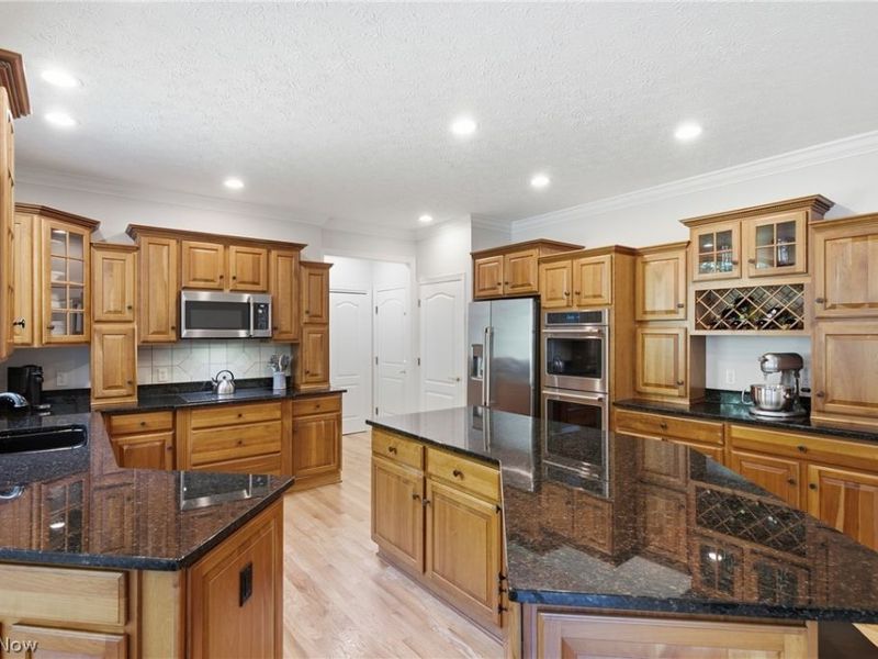 780 S Sussex Court, Aurora, OH 44202 Photo 18