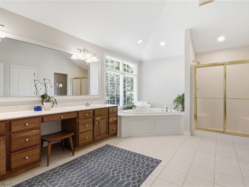780 S Sussex Court, Aurora, OH 44202 Photo 28