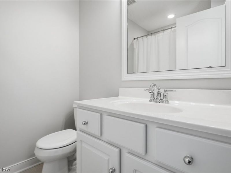 780 S Sussex Court, Aurora, OH 44202 Photo 32