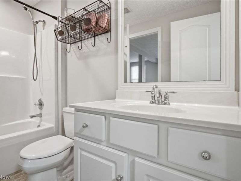 780 S Sussex Court, Aurora, OH 44202 Photo 38