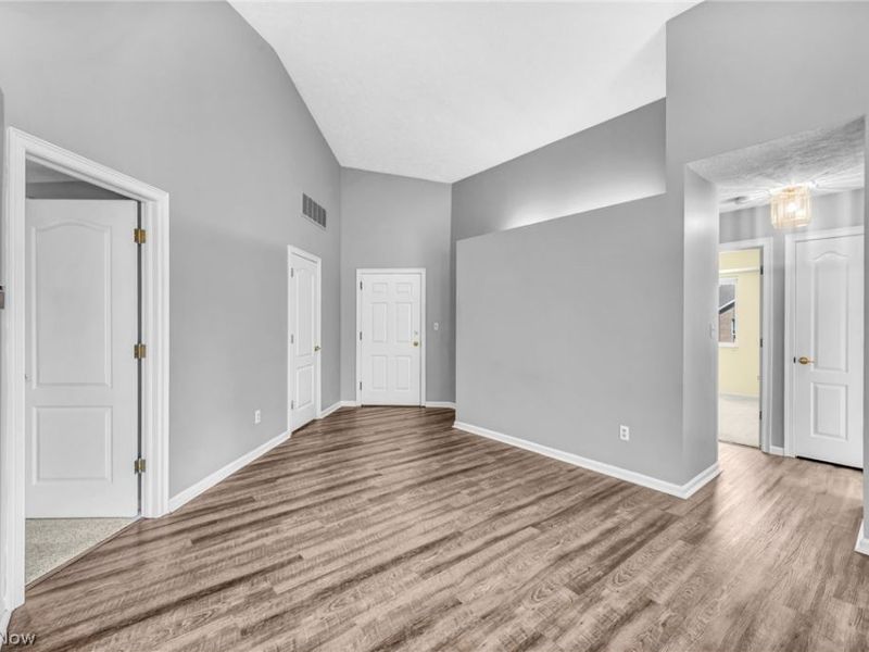 356 Village Pointe Drive , Unit C, Akron, OH 44313 Photo 22