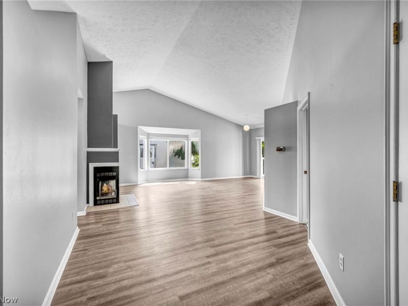 356 Village Pointe Drive , Unit C, Akron, OH 44313 Photo 9