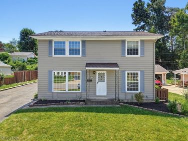 2245 Richmond Road, Cuyahoga Falls, OH 44221