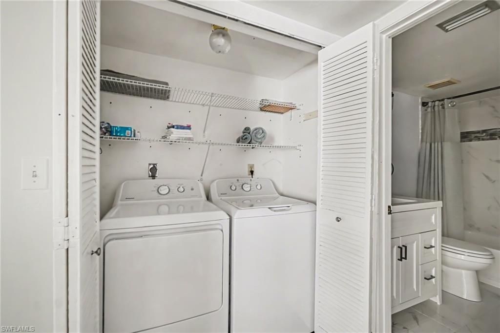 5625 Trailwinds Dr , Unit 412, Fort Myers, FL 33907 Photo
