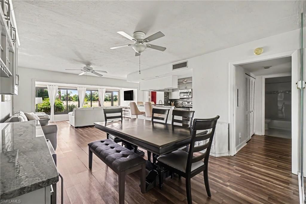 5625 Trailwinds Dr , Unit 412, Fort Myers, FL 33907 Photo