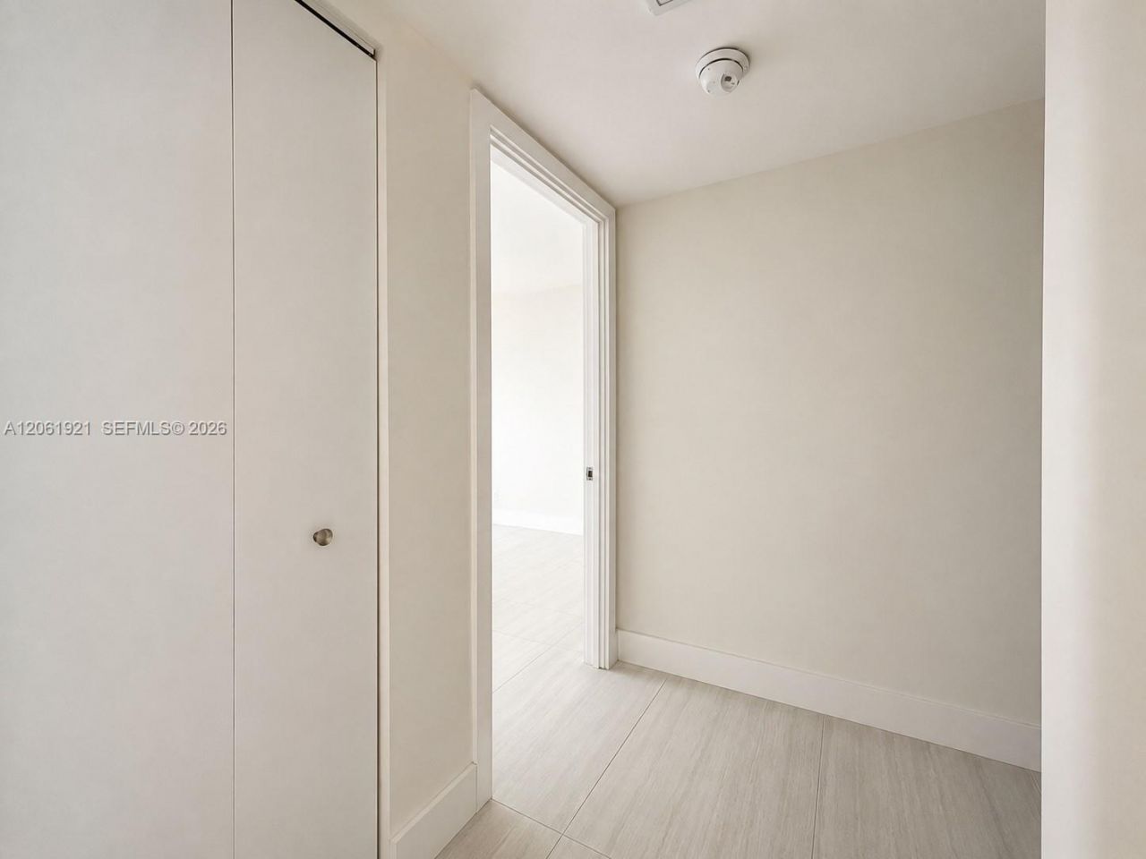 200 Leslie Dr , Unit 1017, Hallandale Beach, FL 33009 Photo