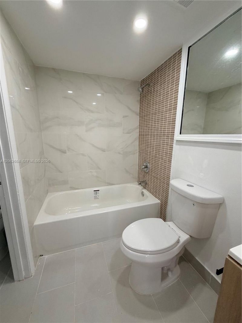 6278 W 22nd Ct, Unit 20, Hialeah, FL 33016 Photo