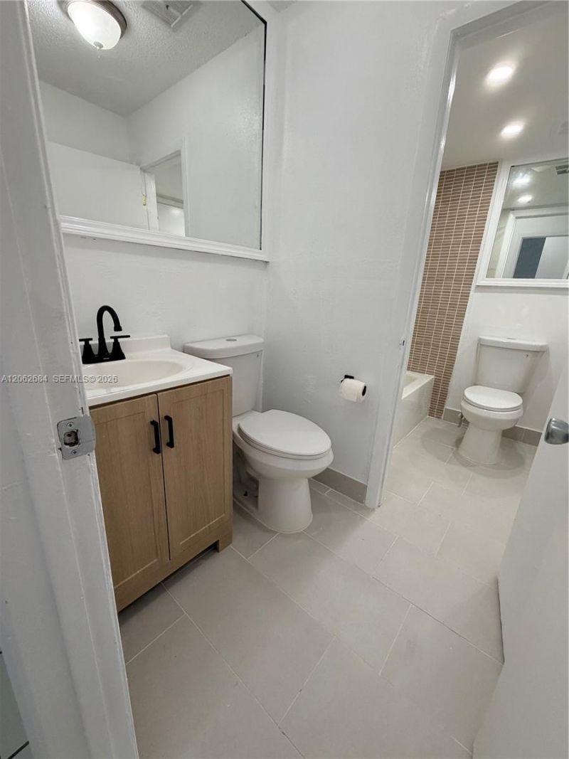 6278 W 22nd Ct, Unit 20, Hialeah, FL 33016 Photo