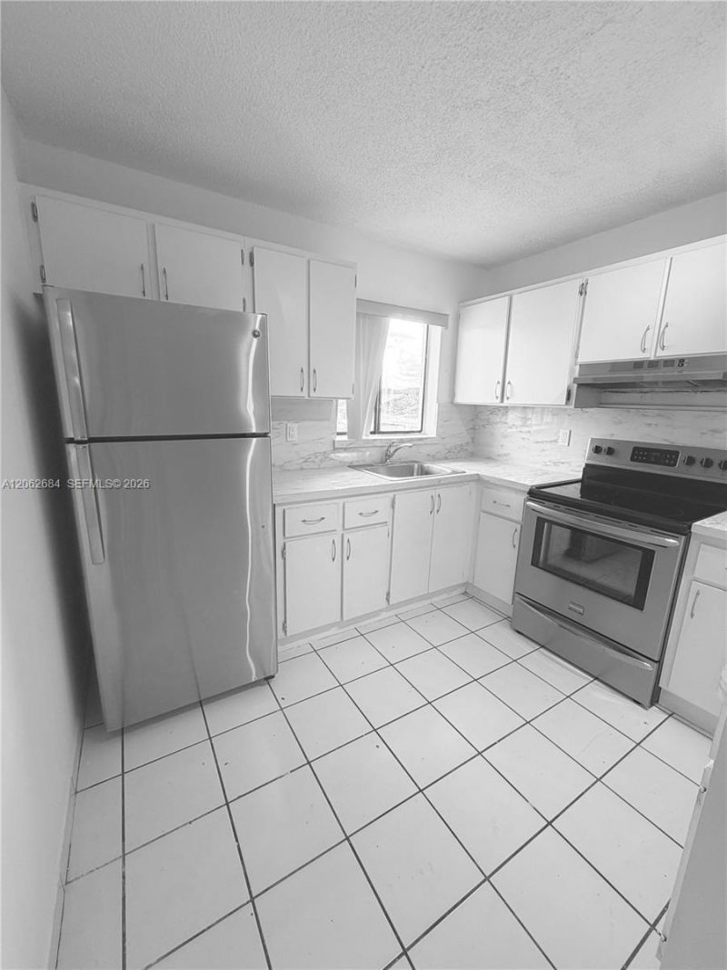 6278 W 22nd Ct, Unit 20, Hialeah, FL 33016 Photo