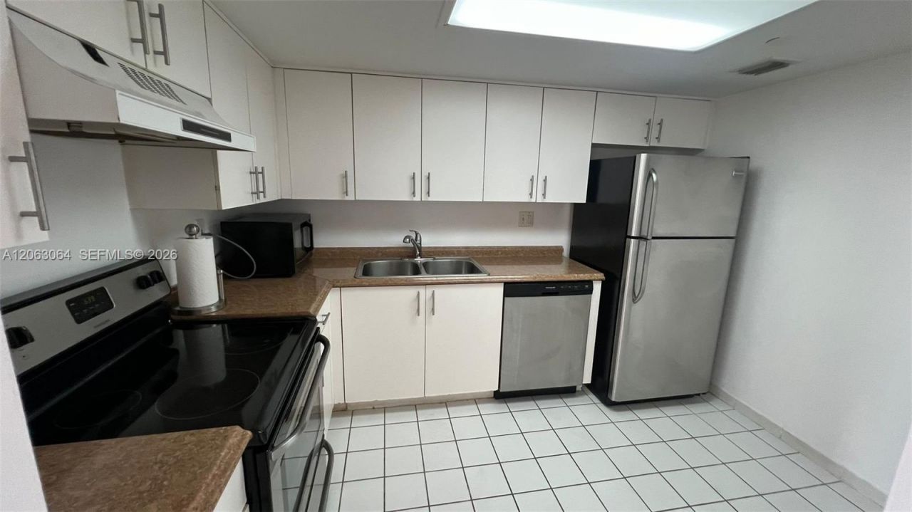 3300 NE 192nd St , Unit 803, Aventura, FL 33180 Photo