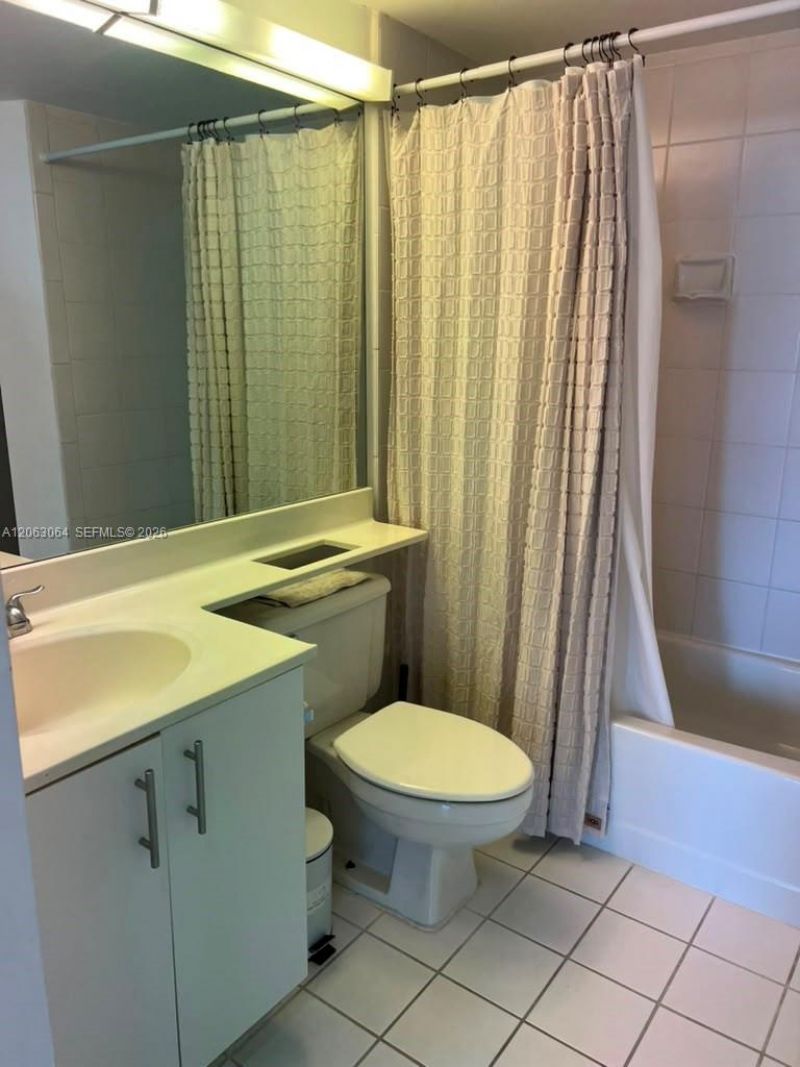 3300 NE 192nd St , Unit 803, Aventura, FL 33180 Photo