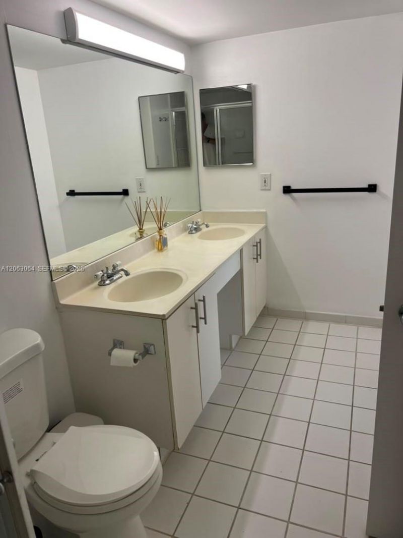 3300 NE 192nd St , Unit 803, Aventura, FL 33180 Photo