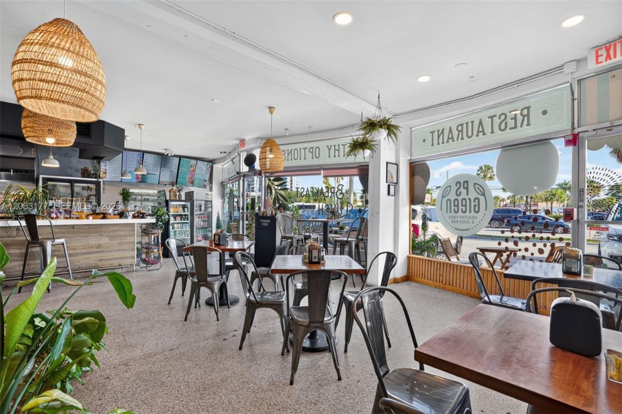 Profitable Restaurant In East Fort Lauderdale , Florida City, FL 33306 Photo