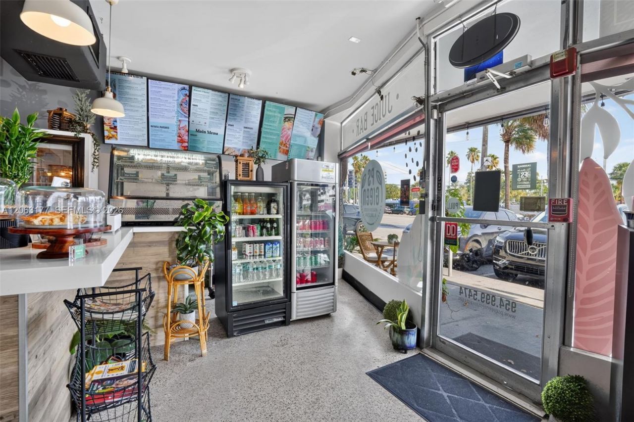 Profitable Restaurant In East Fort Lauderdale , Florida City, FL 33306 Photo