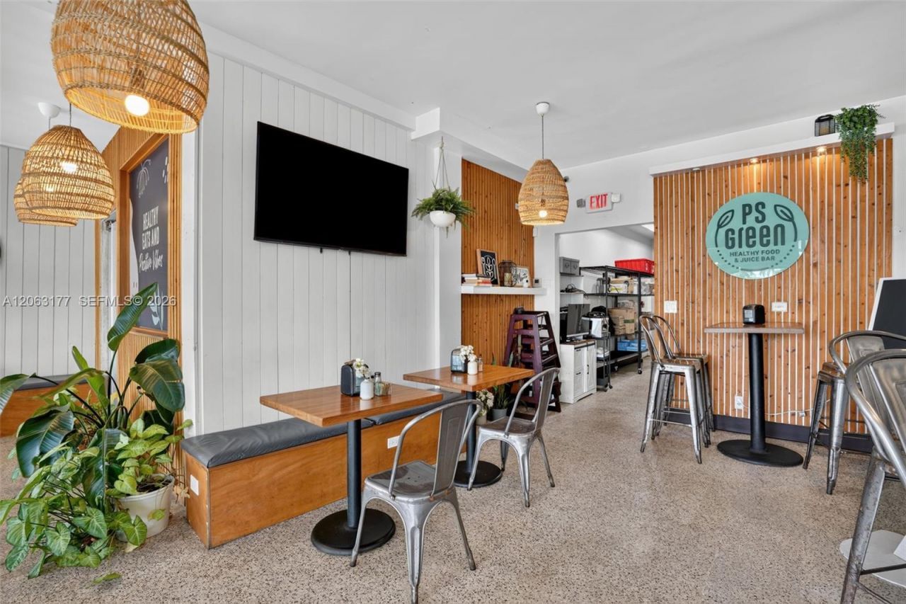 Profitable Restaurant In East Fort Lauderdale , Florida City, FL 33306 Photo