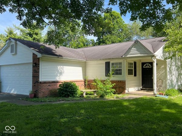 2208 Friendship Drive , Indianapolis, IN 46217