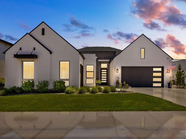 5883 E Marmount Ct, Boise, ID 83716