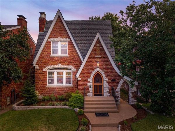 5820 Neosho Street, St Louis, MO 63109